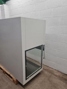 Thumbnail image of Faster VLF 1540 Laminar Flow Cabinet with Stand Lab