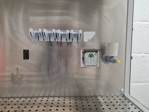 Thumbnail image of Faster VLF 1540 Laminar Flow Cabinet with Stand Lab