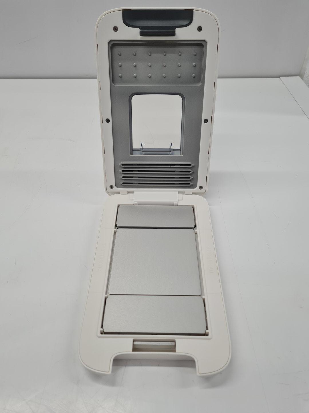 Image of Life Technologies iBind SLF1000 Western Device System Lab