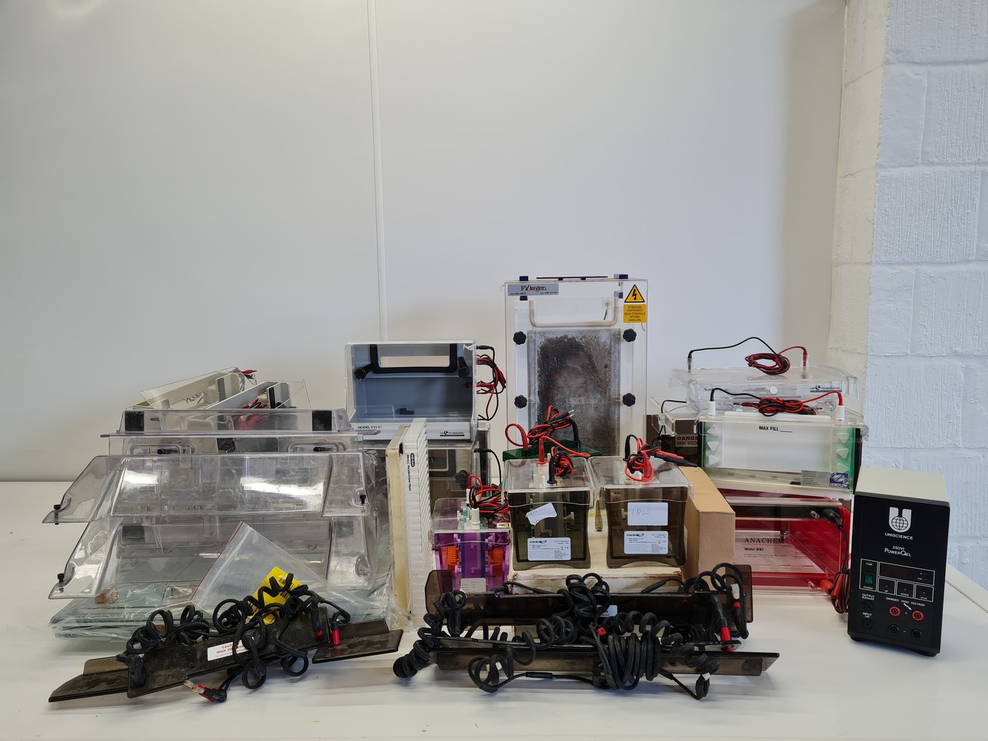 Image of Job Lot Electrophoresis BioRad/VWR/Life Technologies