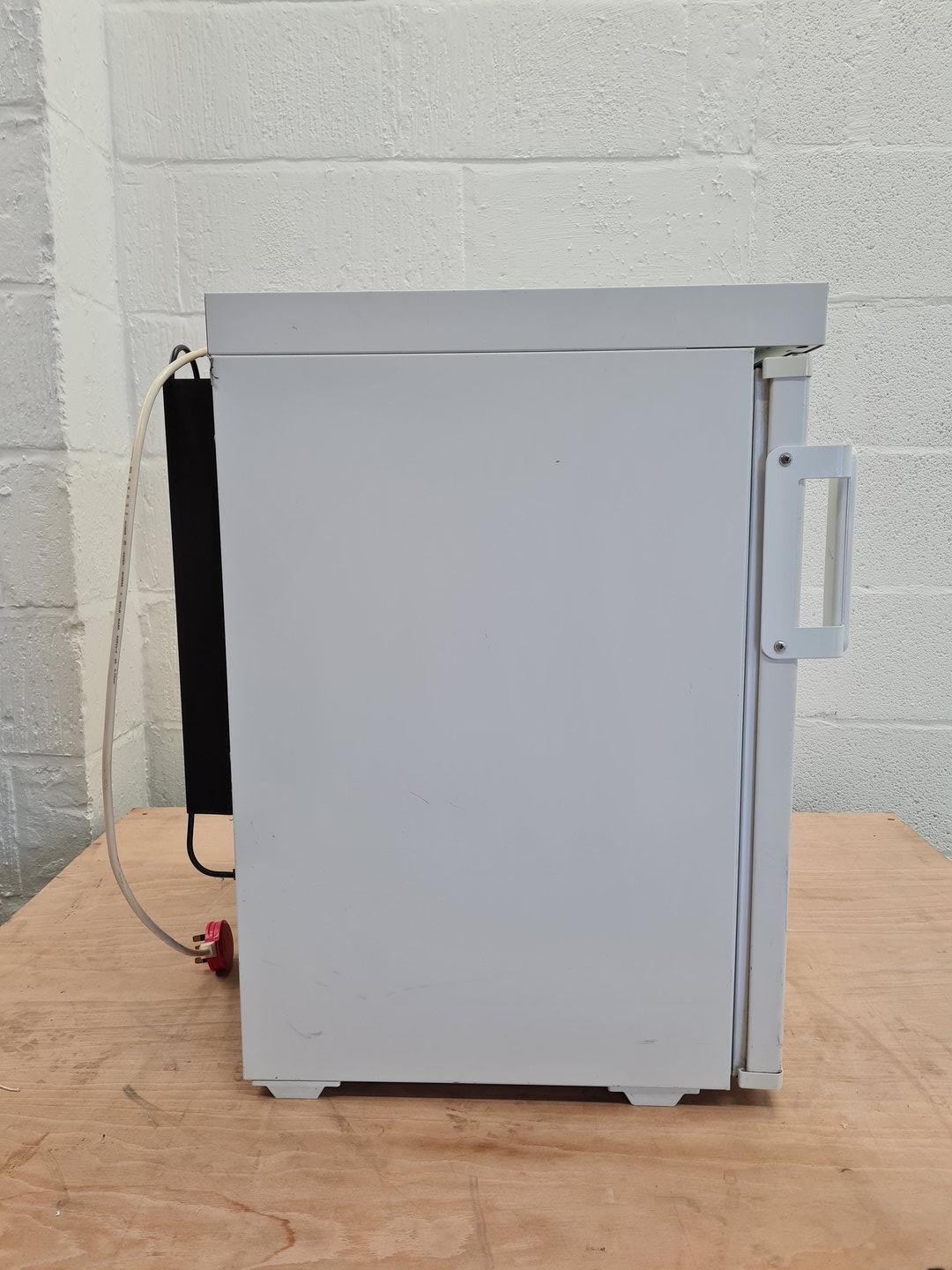 Image of Lec Pharmacy Refrigeration PE 207 Laboratory Refrigerator Lab