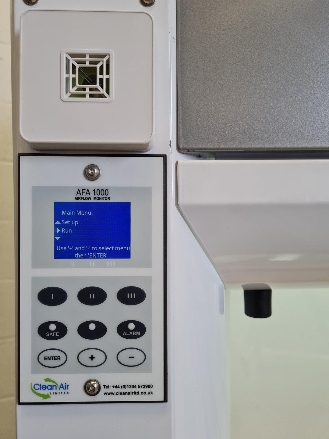 Image of Clean Air Recirculating Fume Cupboard with Water Filtration System Lab