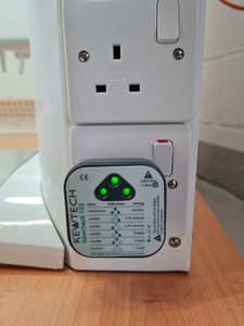 Thumbnail image of Clean Air Recirculating Fume Cupboard with Water Filtration System Lab