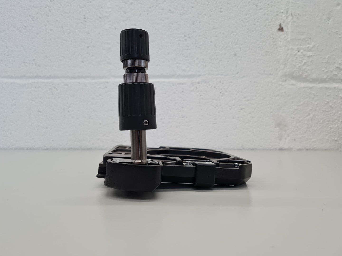Image of Olympus Microscope BX Right Hand Stage U-SVRB-4 Lab Spares/Repairs