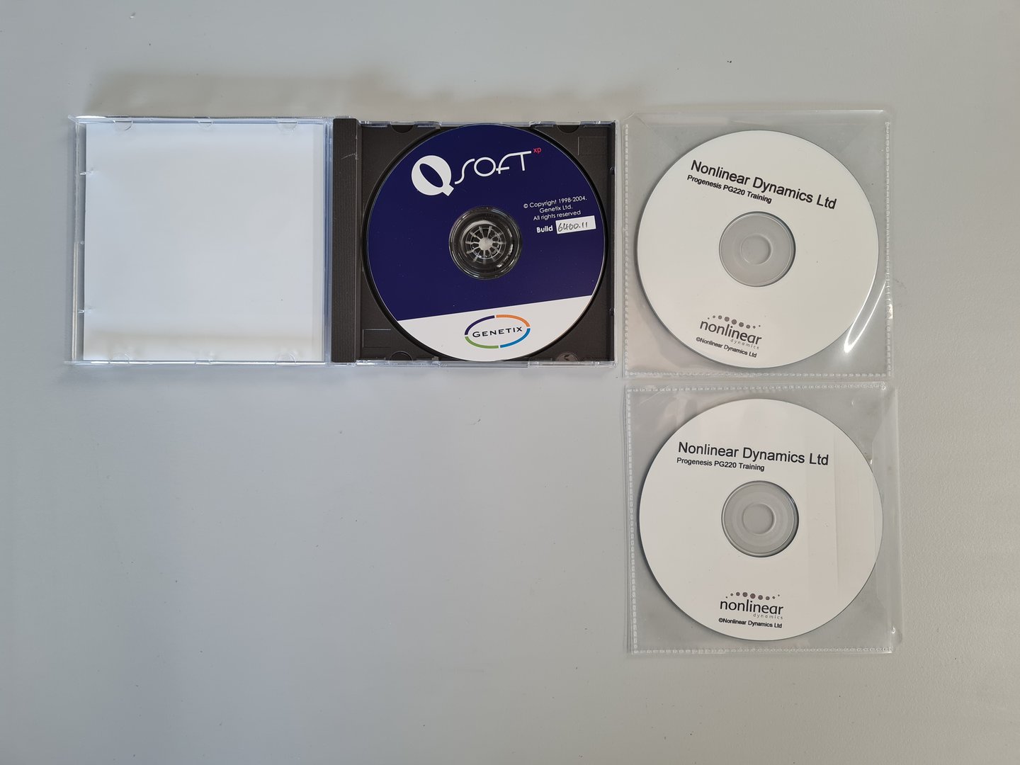 Image of Genetix Qpix2XT Benchtop Colony Picker with Software & Accessories