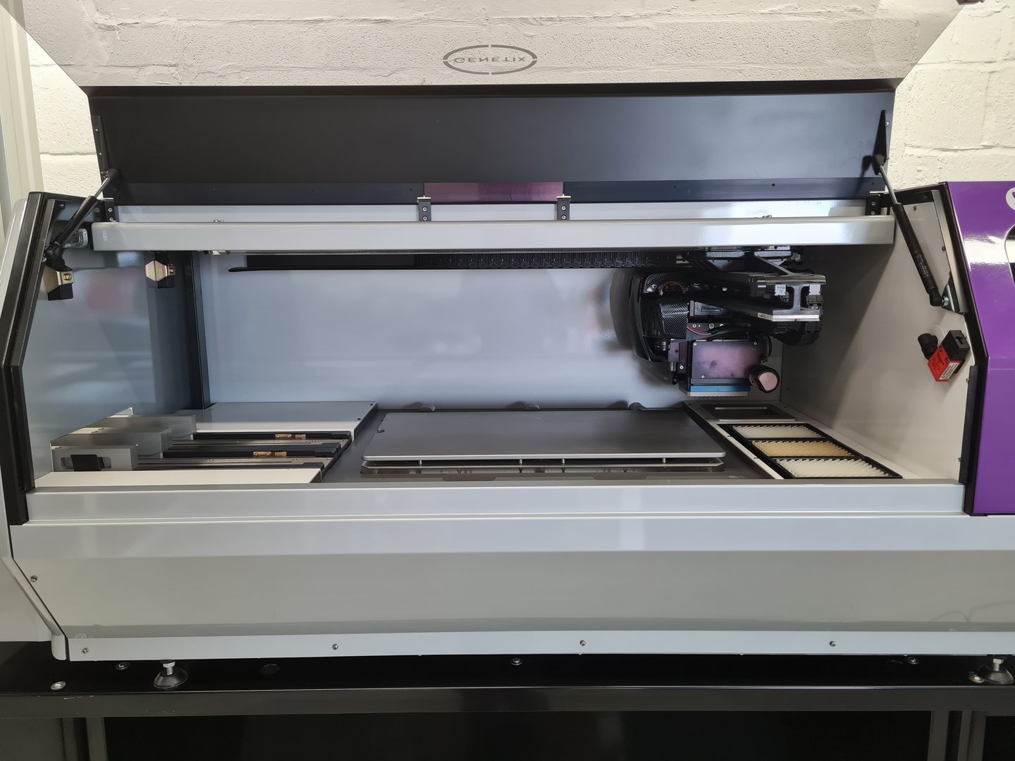 Image of Genetix Qpix2XT Benchtop Colony Picker with Software & Accessories