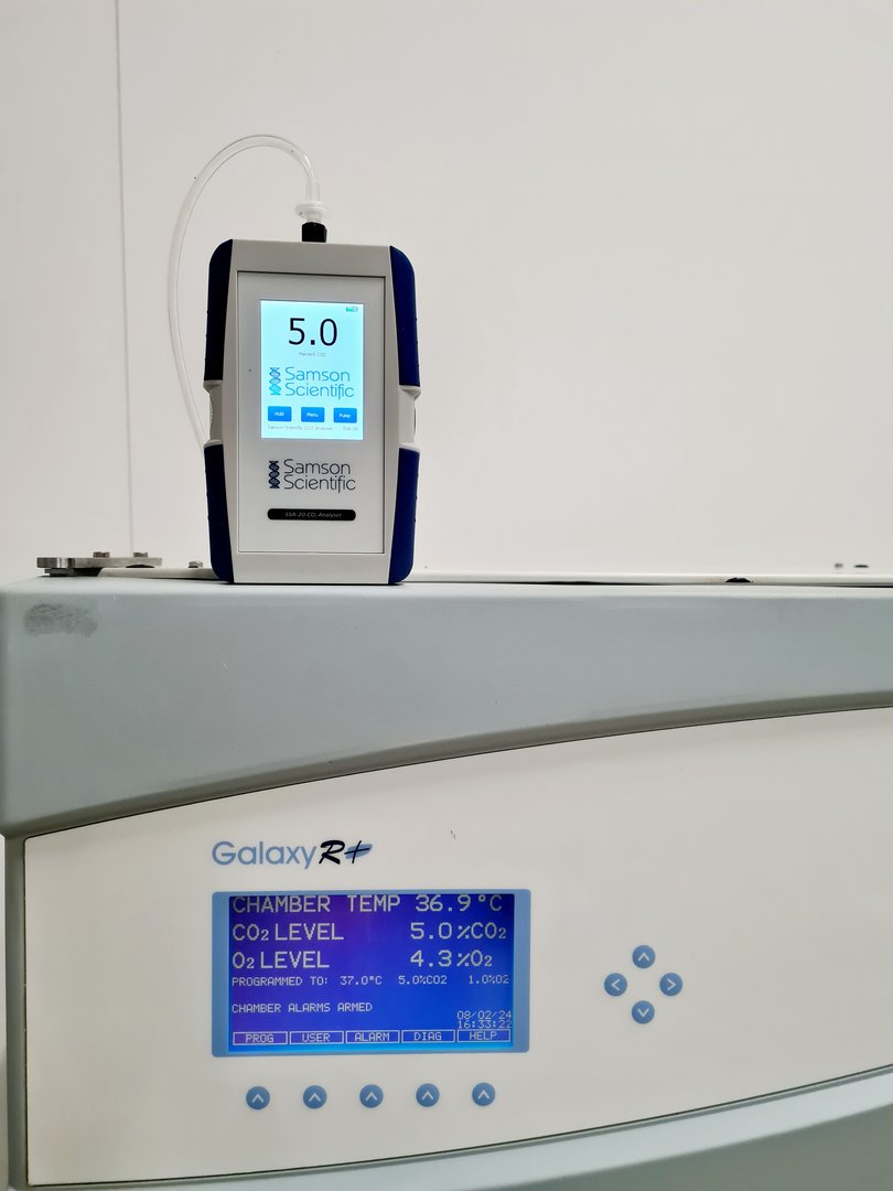 Image of RS Biotech Galaxy R+ CO2 Incubator 170-300 Plus Lab