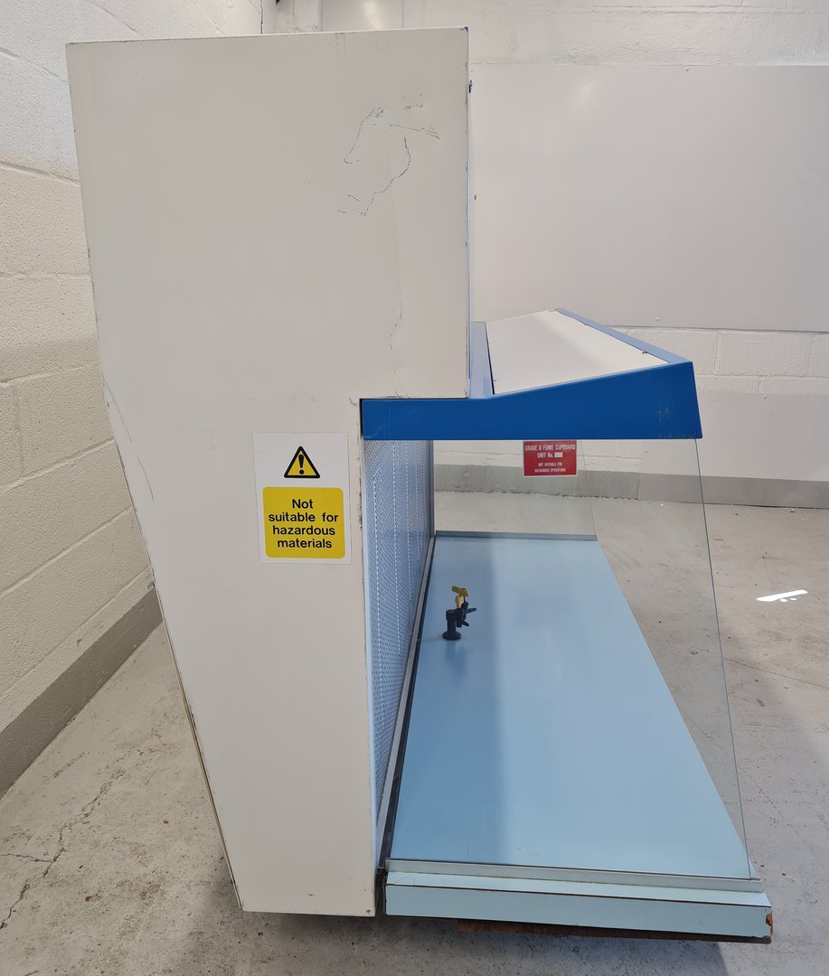 Image of Gelaire Flow Laboratories HF72 Fume Cupboard Lab