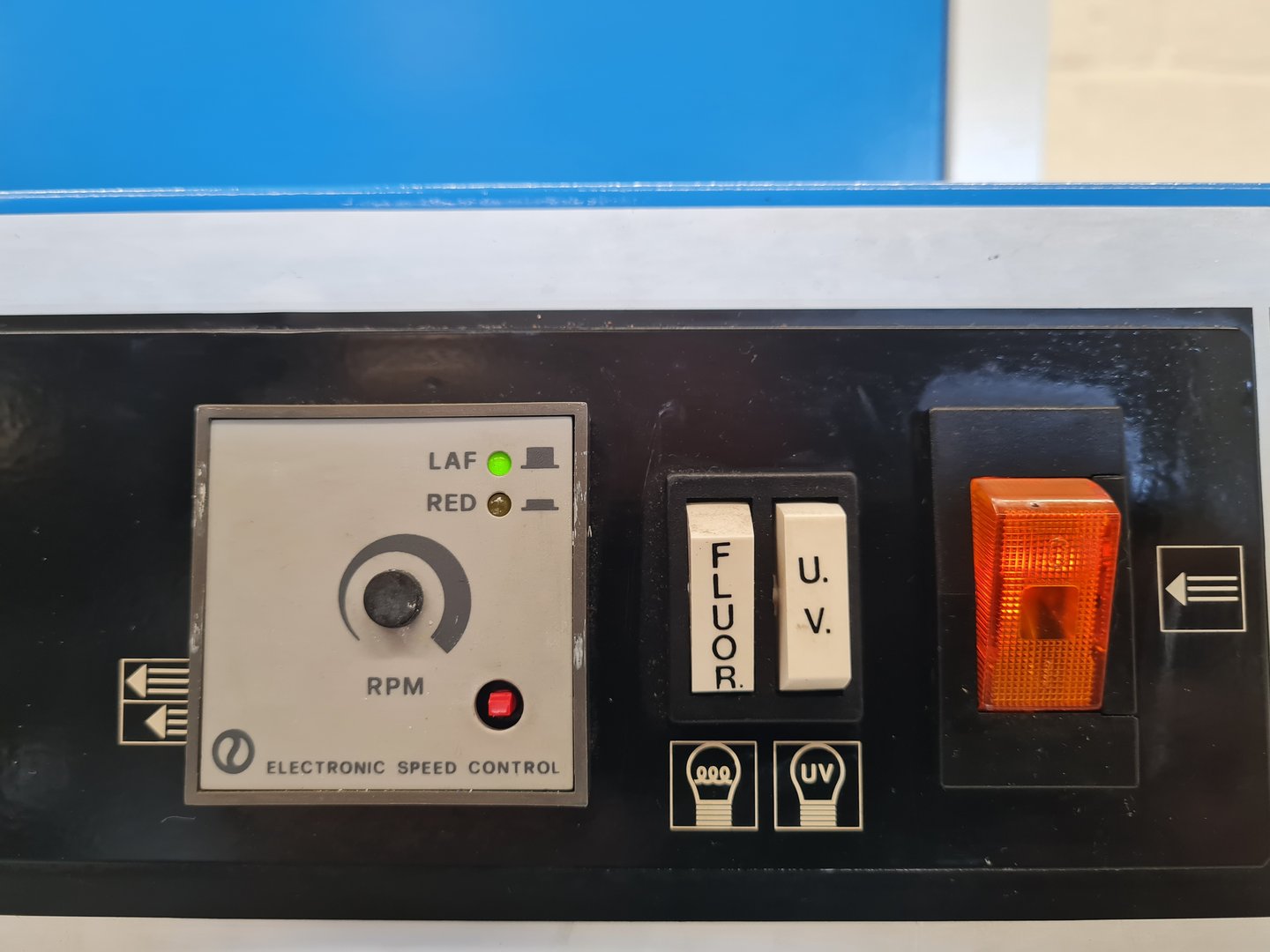 Image of Gelaire Flow Laboratories HF72 Fume Cupboard Lab