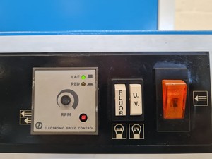 Thumbnail image of Gelaire Flow Laboratories HF72 Fume Cupboard Lab