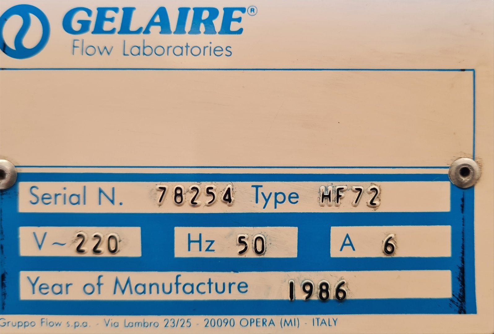 Image of Gelaire Flow Laboratories HF72 Fume Cupboard Lab