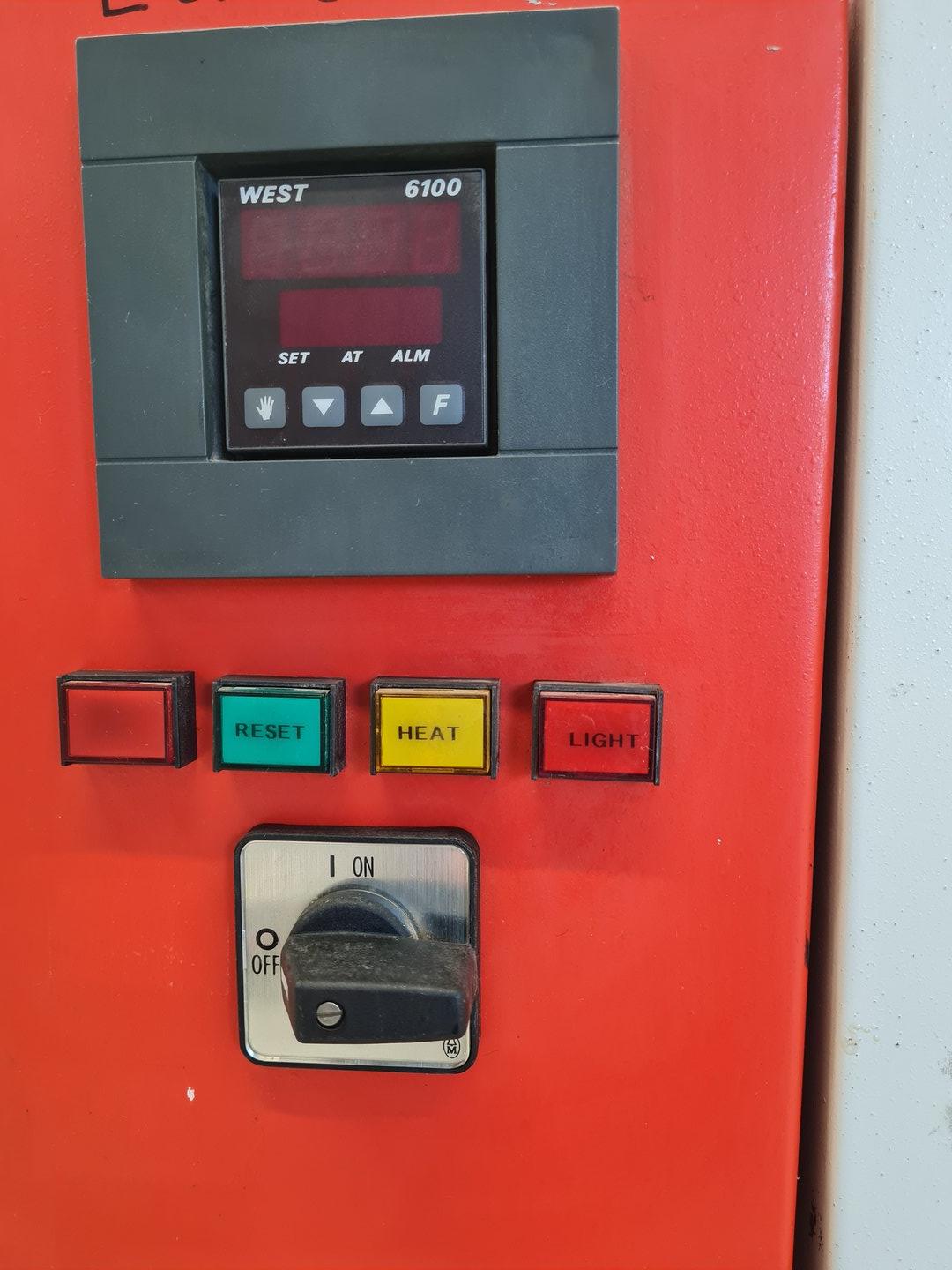 Image of Climatic Systems LTD Model MTN68LR Laboratory Oven Lab