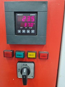Thumbnail image of Climatic Systems LTD Model MTN68LR Laboratory Oven Lab