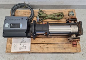 Thumbnail image of Grundfos Vertical Motor Model: MGE132SD2-FF265-D1 Lab Spares/Repairs