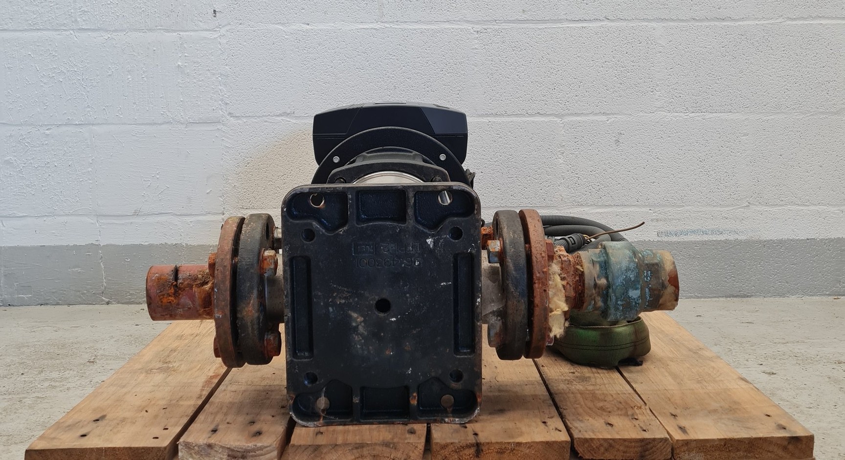 Image of Grundfos Vertical Motor Model: MGE132SD2-FF265-D1 Lab Spares/Repairs