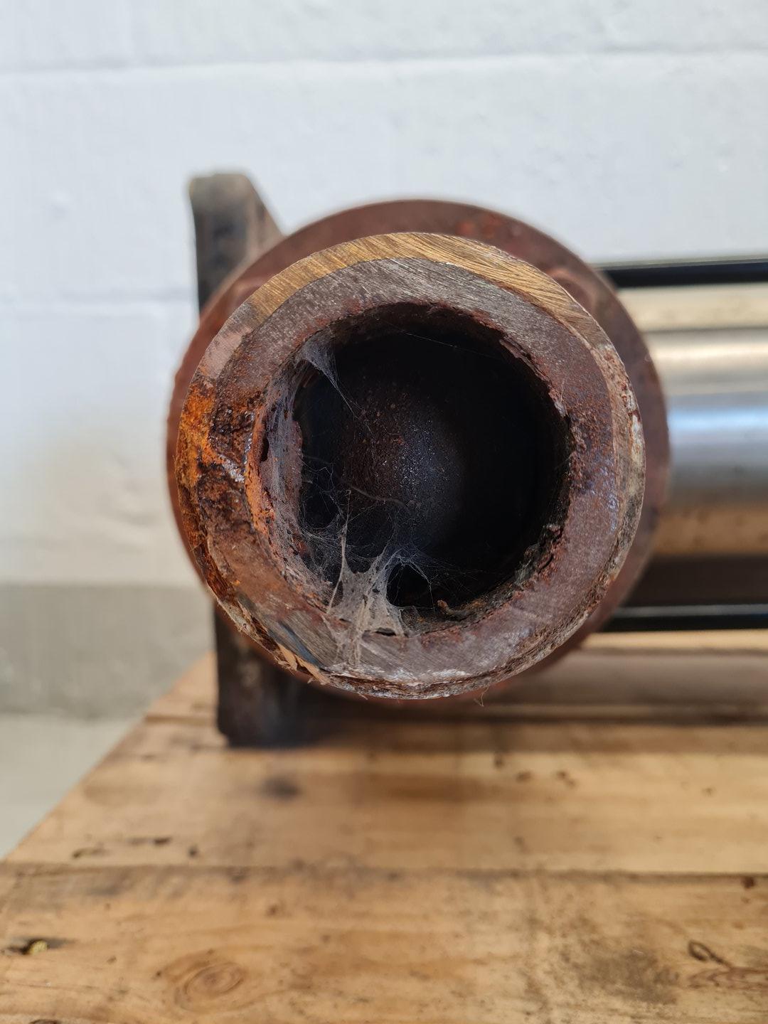 Image of Grundfos Vertical Motor Model: MGE132SD2-FF265-D1 Lab Spares/Repairs