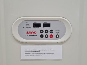 Thumbnail image of Sanyo CO2 MCO-18AIC UV IR Laboratory Incubator Lab