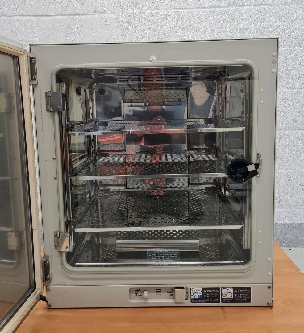 Image of Sanyo CO2 MCO-20AIC Laboratory Incubator Lab