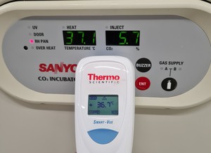 Thumbnail image of Sanyo CO2 MCO-20AIC Laboratory Incubator Lab