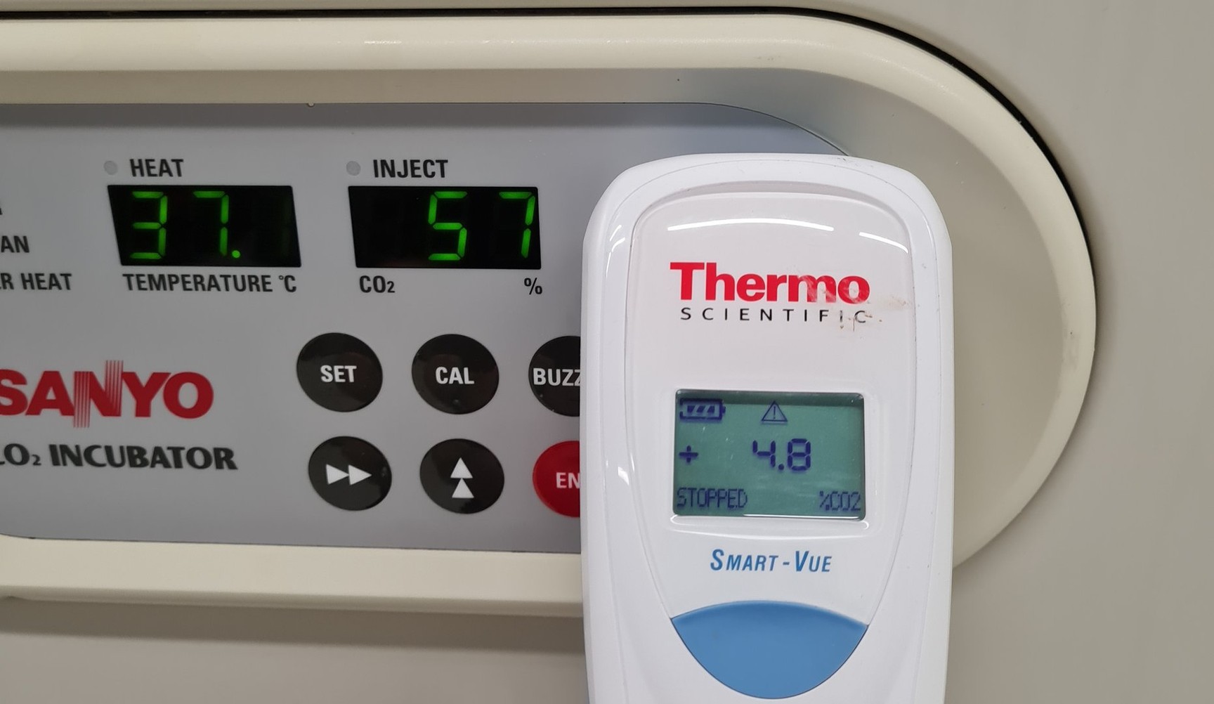 Image of Sanyo CO2 MCO-20AIC Laboratory Incubator Lab