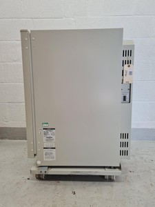 Thumbnail image of Sanyo MCO-18AIC CO2 (UV) Laboratory Incubator Lab