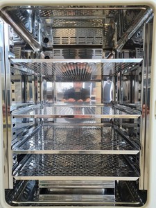 Thumbnail image of Sanyo MCO-18AIC Laboratory Incubator CO2 Lab
