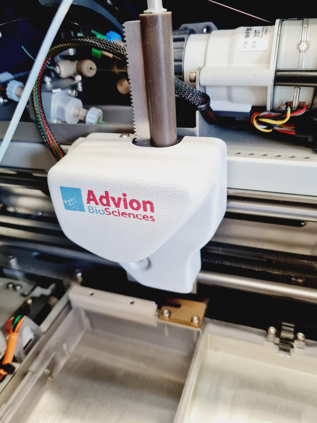 Image of Advion Biosystems Triversa Nanomate Robot + Controller Lab