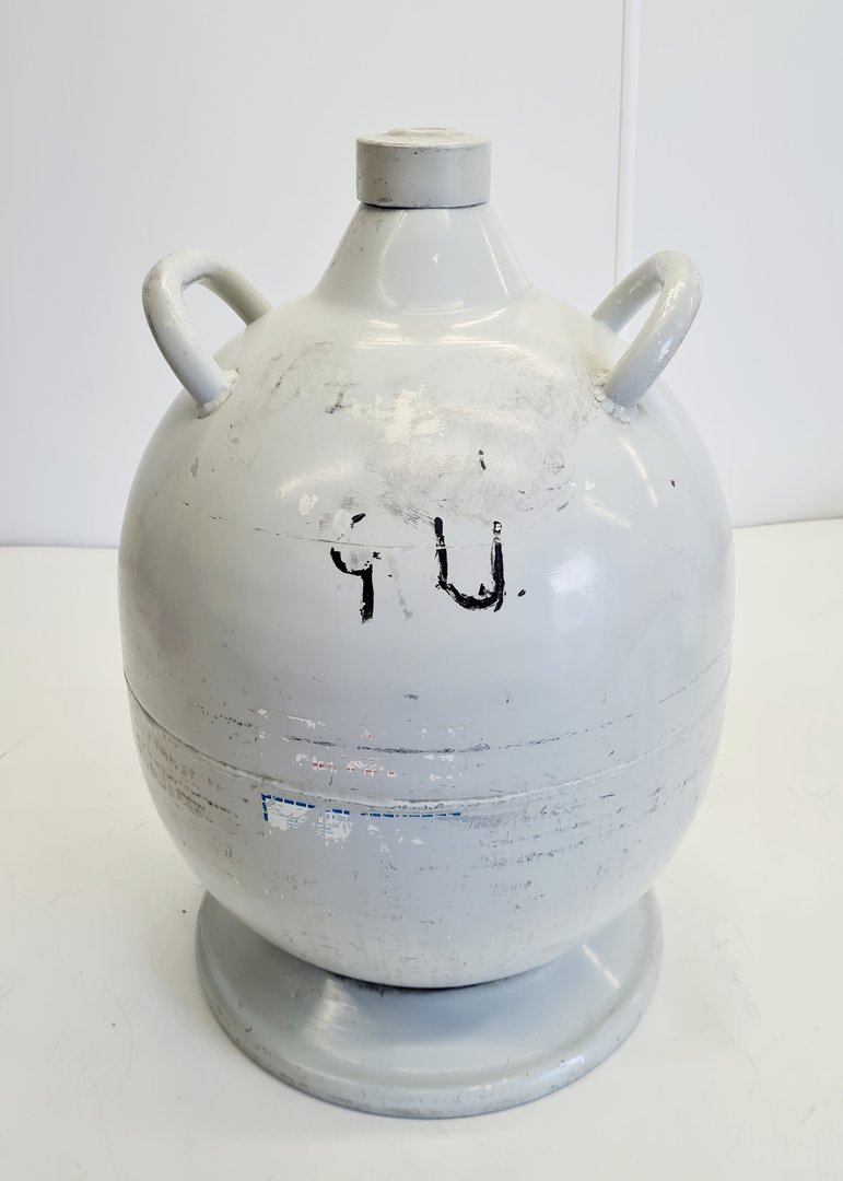 Image of Union Carbide Liquified Gas Container 25L Liquid Nitrogen Dewar Lab
