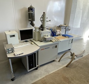 Thumbnail image of Jeol JSM-5910LV SEM Scanning Electron Microscope Lab