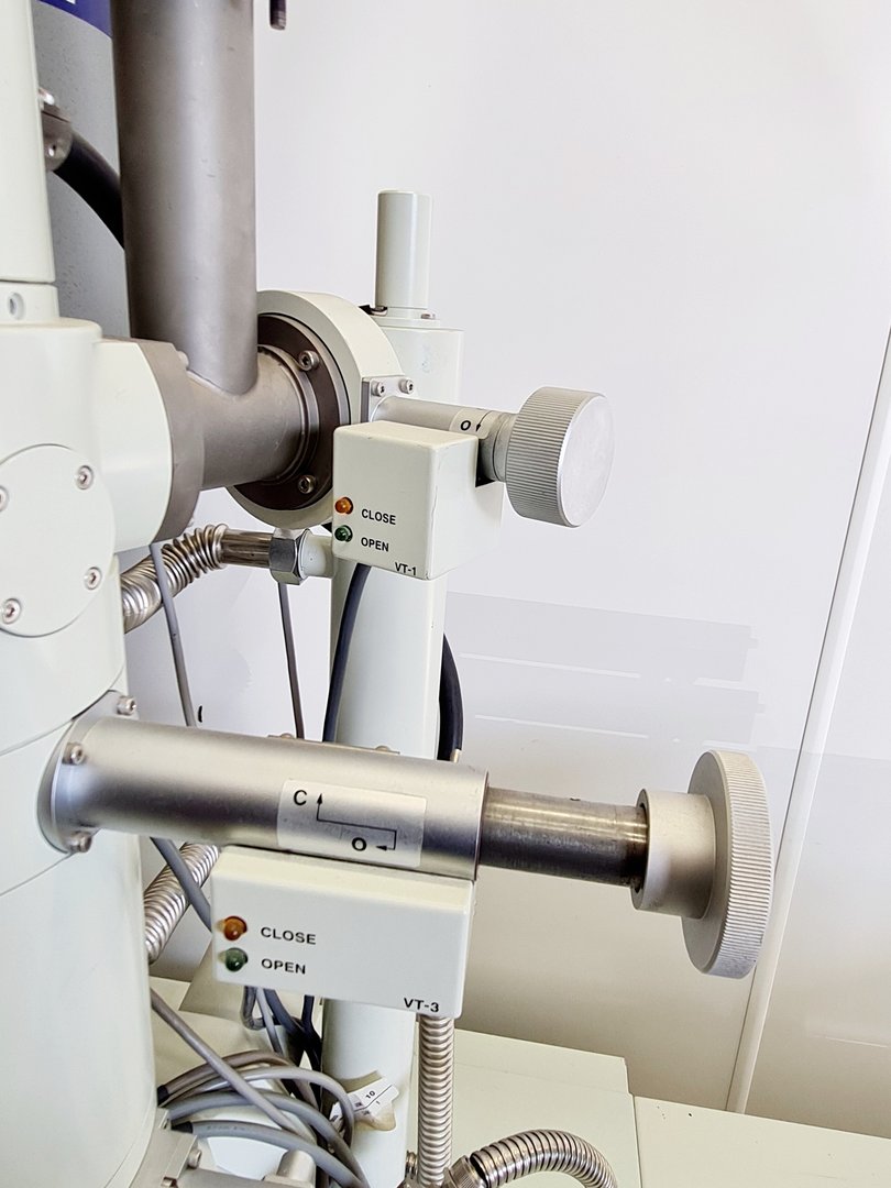 Image of Jeol JSM-5910LV SEM Scanning Electron Microscope Lab