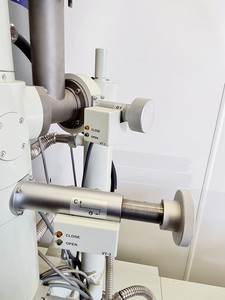 Thumbnail image of Jeol JSM-5910LV SEM Scanning Electron Microscope Lab