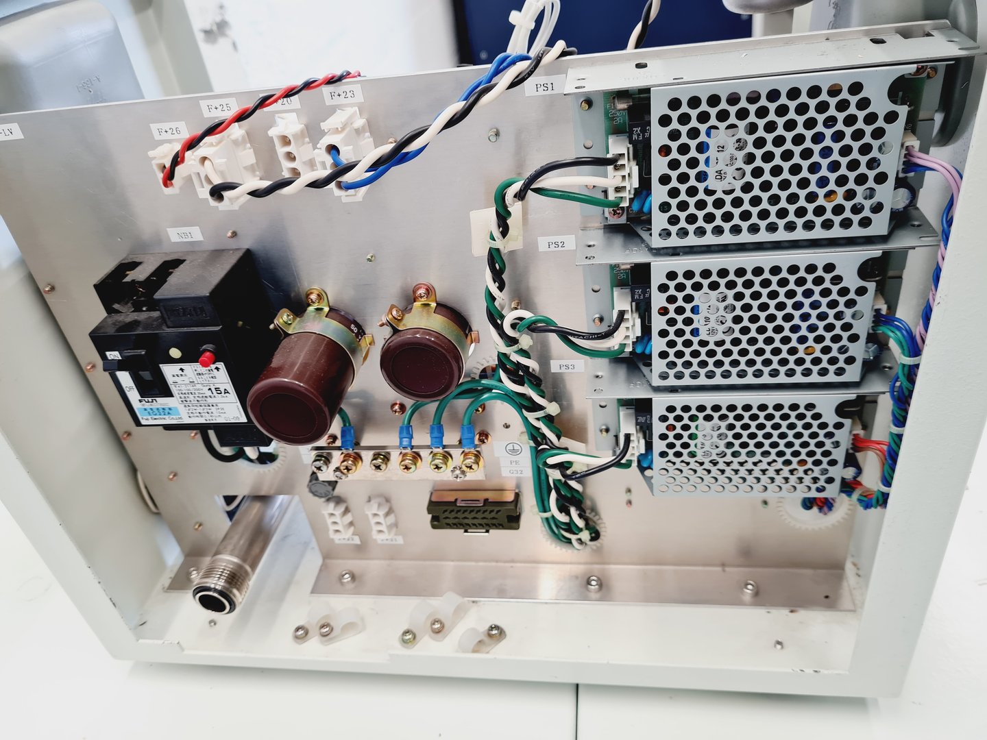 Image of Jeol JSM-5910LV SEM Scanning Electron Microscope Lab