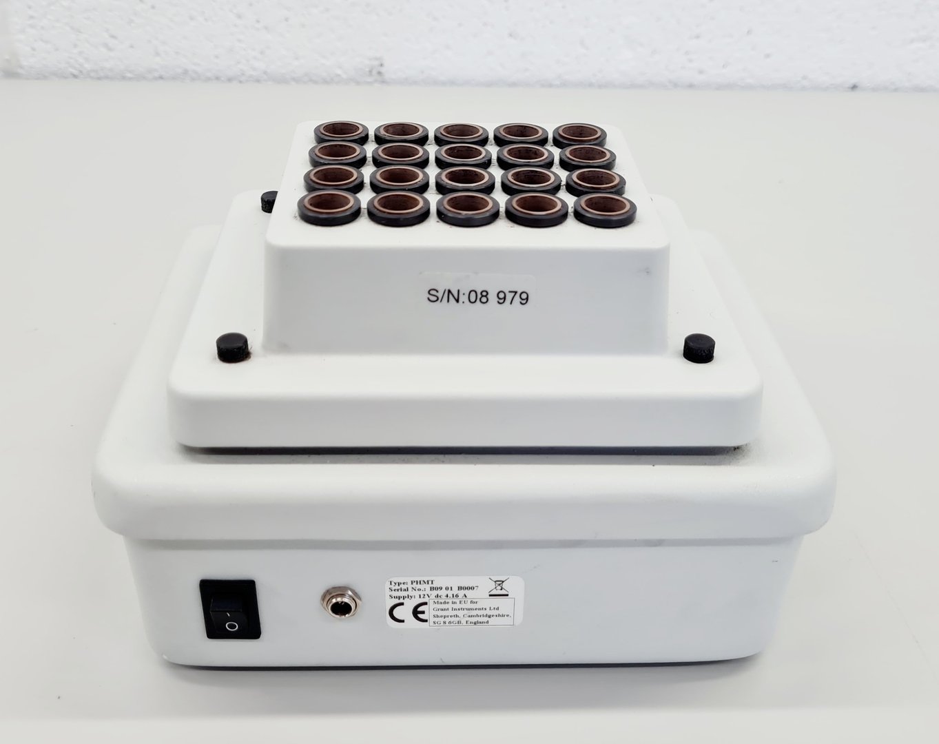 Image of Grant-Bio PHMT Series Thermoshaker For Microtubes and Microplates Lab Faulty