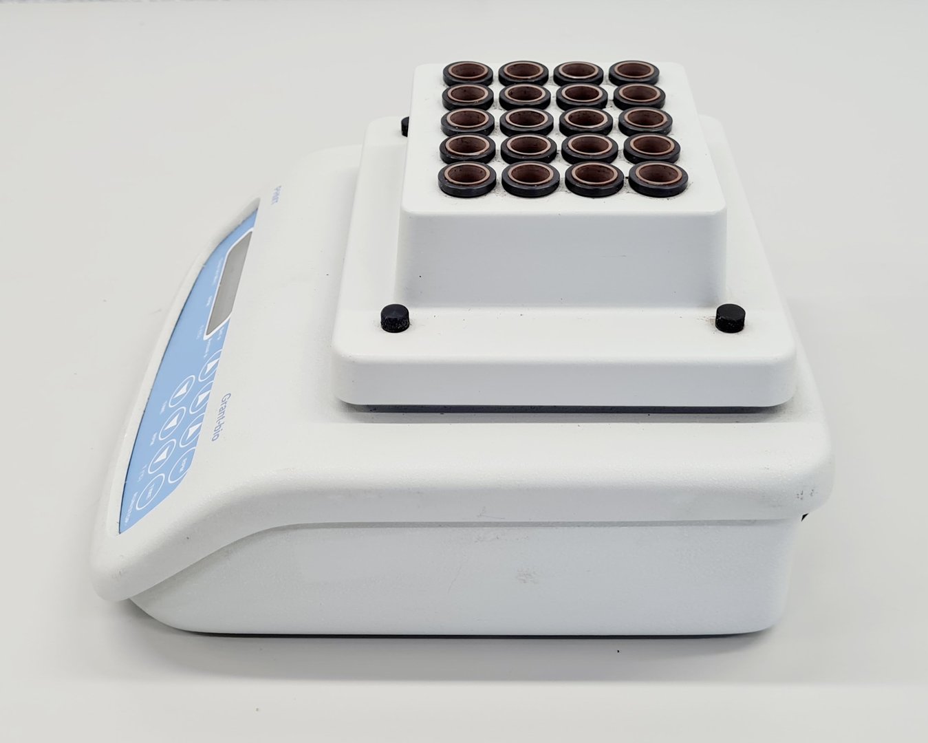 Image of Grant-Bio PHMT Series Thermoshaker For Microtubes and Microplates Lab Faulty