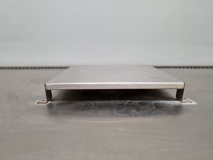 Thumbnail image of Genlab DC 1000 2500w Laboratory Drying Cabinet Lab