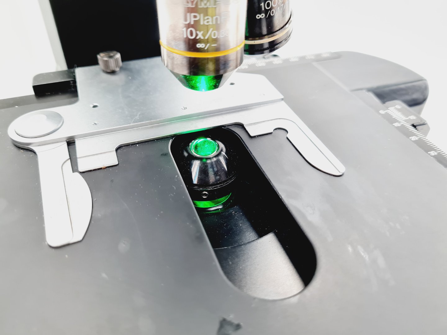 Olympus BX45TF Ergonomic Microscope Lab