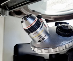 Thumbnail image of Olympus CK40-F200 Inverted Microscope with 2 x Objectives Lab