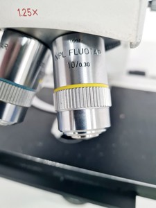 Thumbnail image of Leitz Dialux 20 Microscope with 3 x Objectives Lab