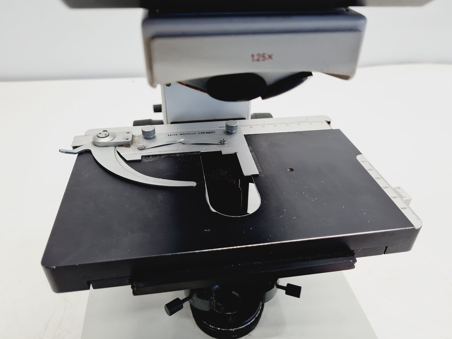 Image of Leitz Dialux 20 Microscope with 3 x Objectives Lab