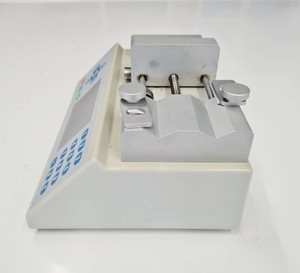 Thumbnail image of Thermo Scientific Exactive LC-MS Liquid Chromatography Mass Spec System Lab