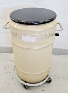 Thumbnail image of L'air Liquide BT 55 Sample Storage Nitrogen Tank Dewar Lab