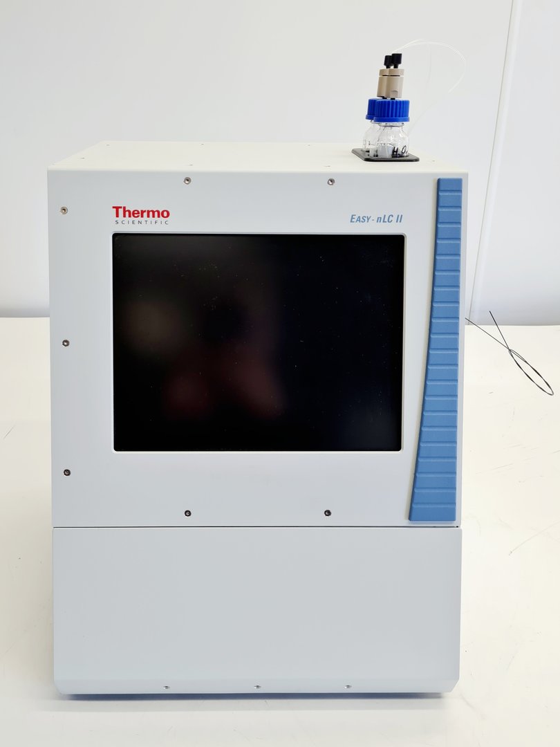 Image of Thermo Scientific Easy-nLC II Nano-flow Liquid Chromatography System Lab