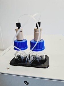 Thumbnail image of Thermo Scientific Easy-nLC II Nano-flow Liquid Chromatography System Lab