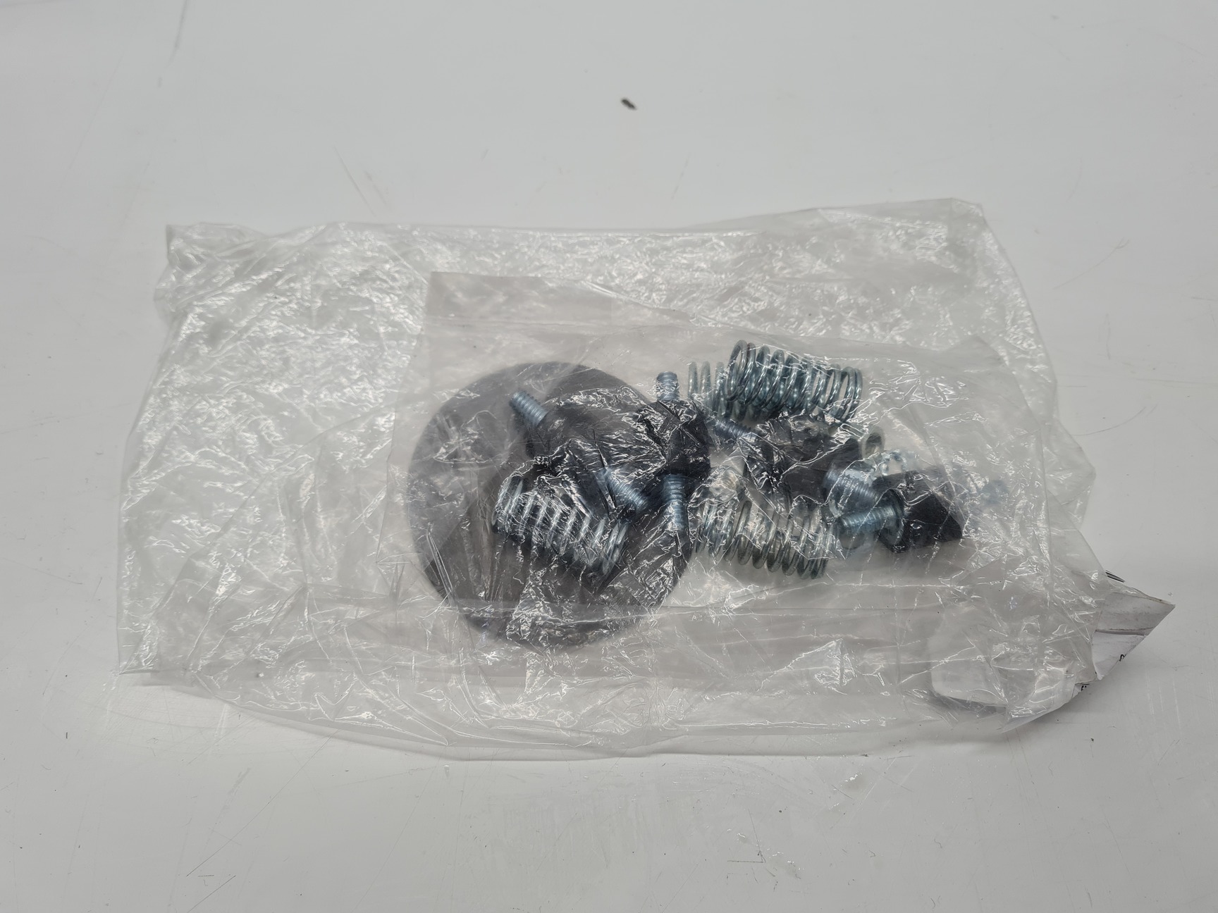 Image of Thomas Compressor Vacuum Pump Model No. 2750TGHI52/48-402 I