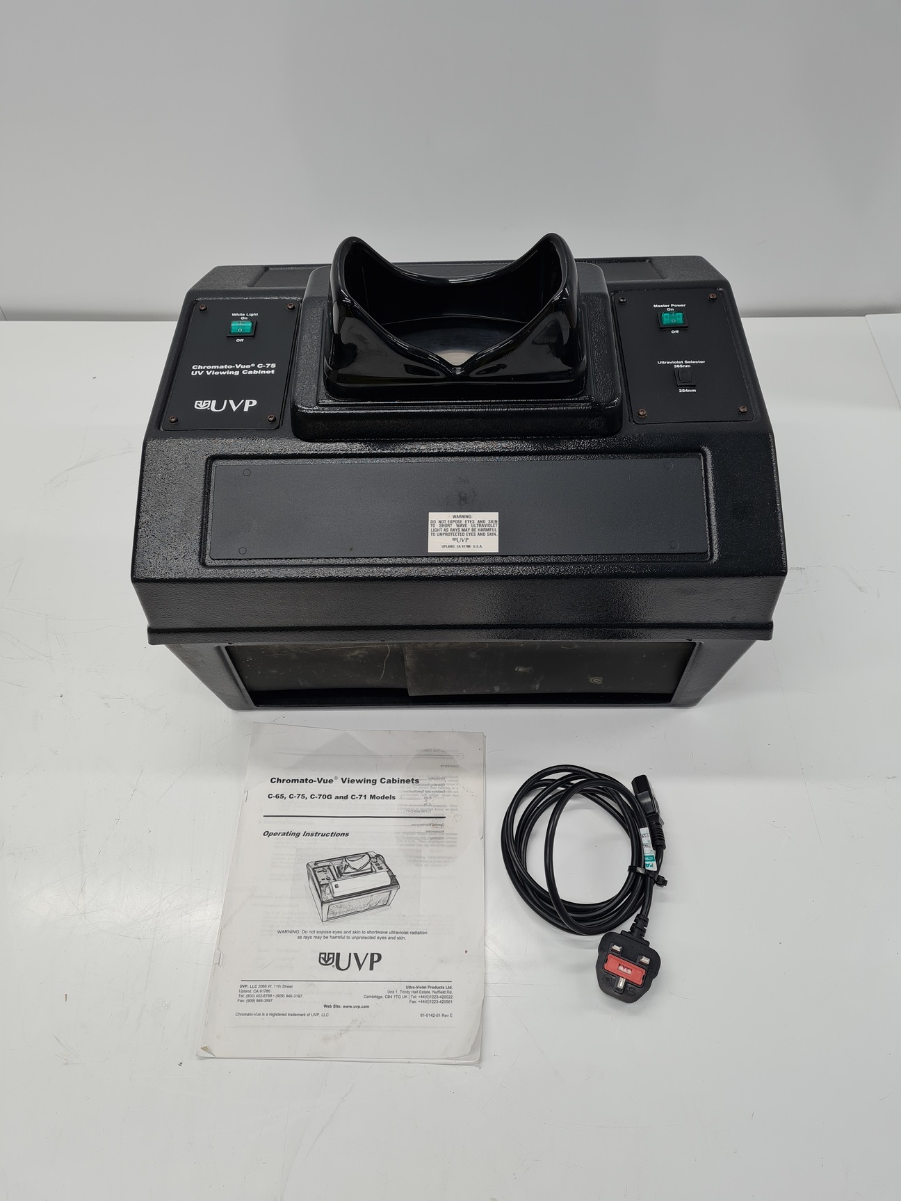 Image of UVP Chromato-Vue C-75 UV Viewing Cabinet Lab