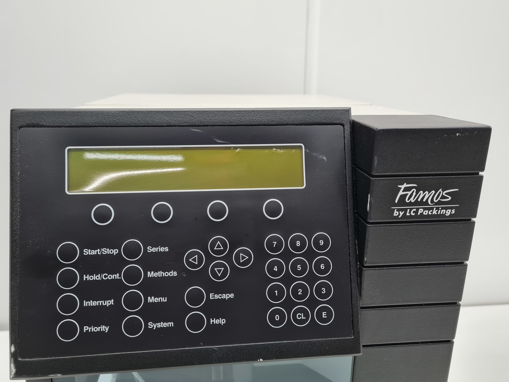 Image of Famos 920 Well Plate MicroAutosampler Lab