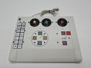 Thumbnail image of 3 x Luigs & Neumann LN- Mini 25 Micromanipulators & LN Mini/Comb Controller Lab
