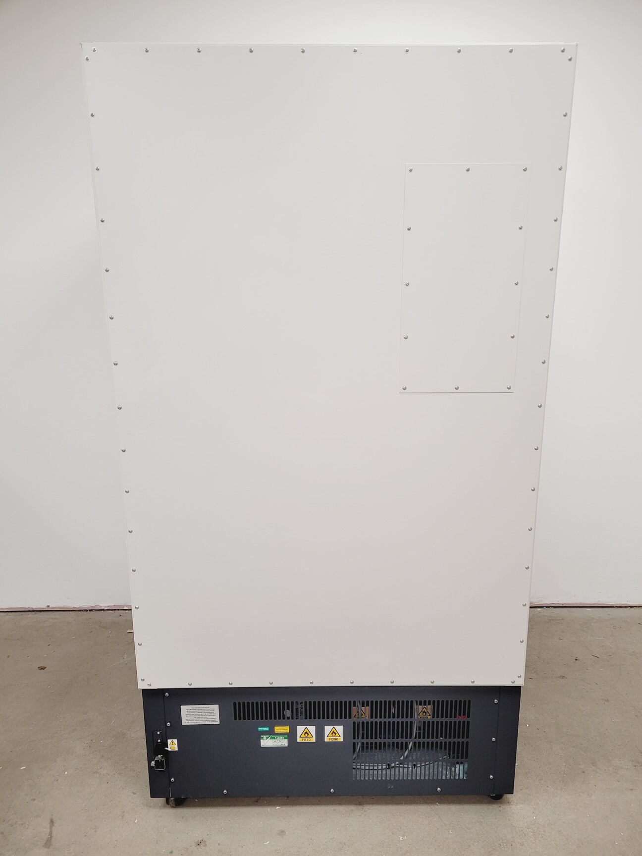 Image of New Brunswick Scientific  -86 G  U725 Innova Ultra Low Temperature Freezer  Lab