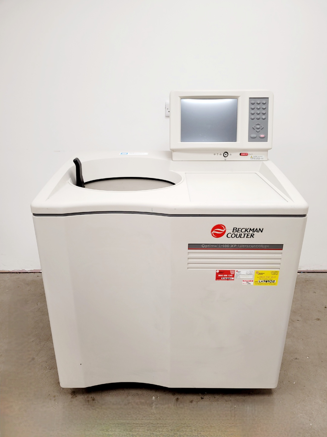 Image of Beckman Coulter Optima L-100 XP Ultracentrifuge Lab