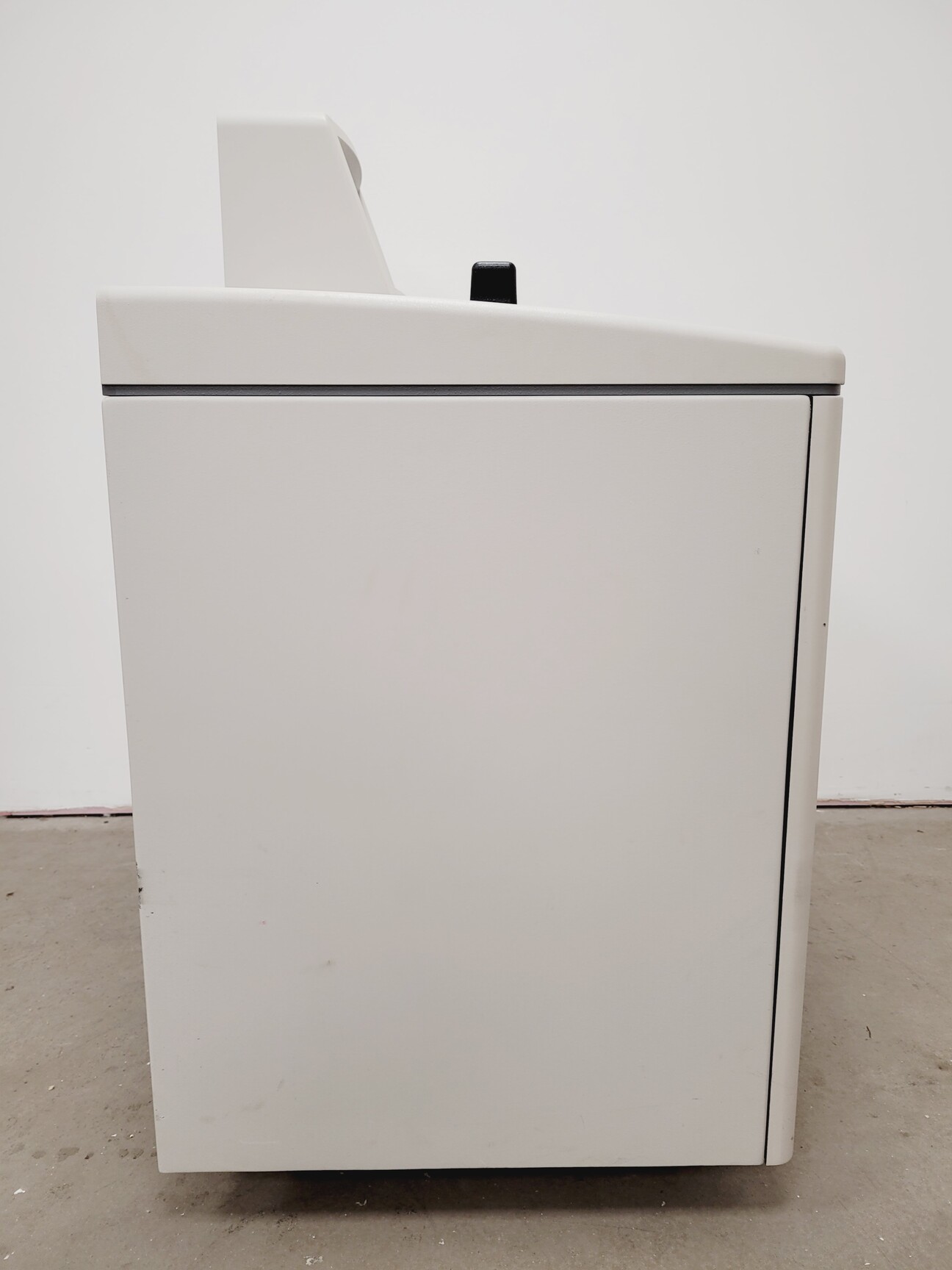 Image of Beckman Coulter Optima L-100 XP Ultracentrifuge Lab